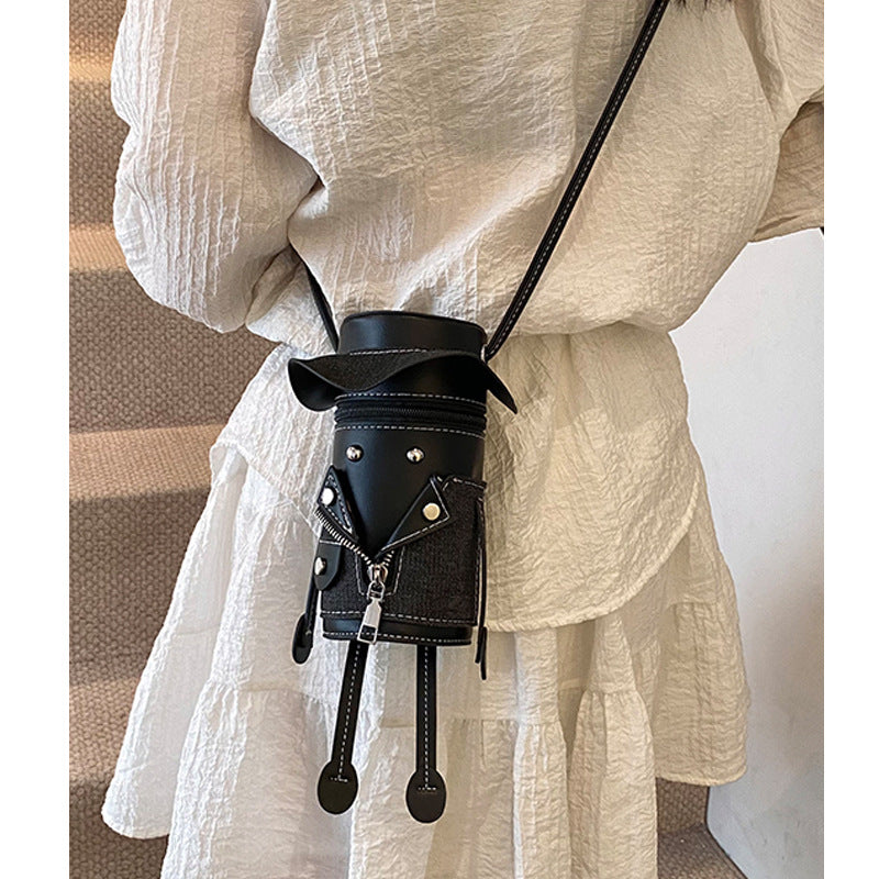 A Niche Crossbody Phone Bag Designed Specifically For Girls