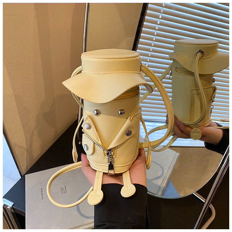 A Niche Crossbody Phone Bag Designed Specifically For Girls