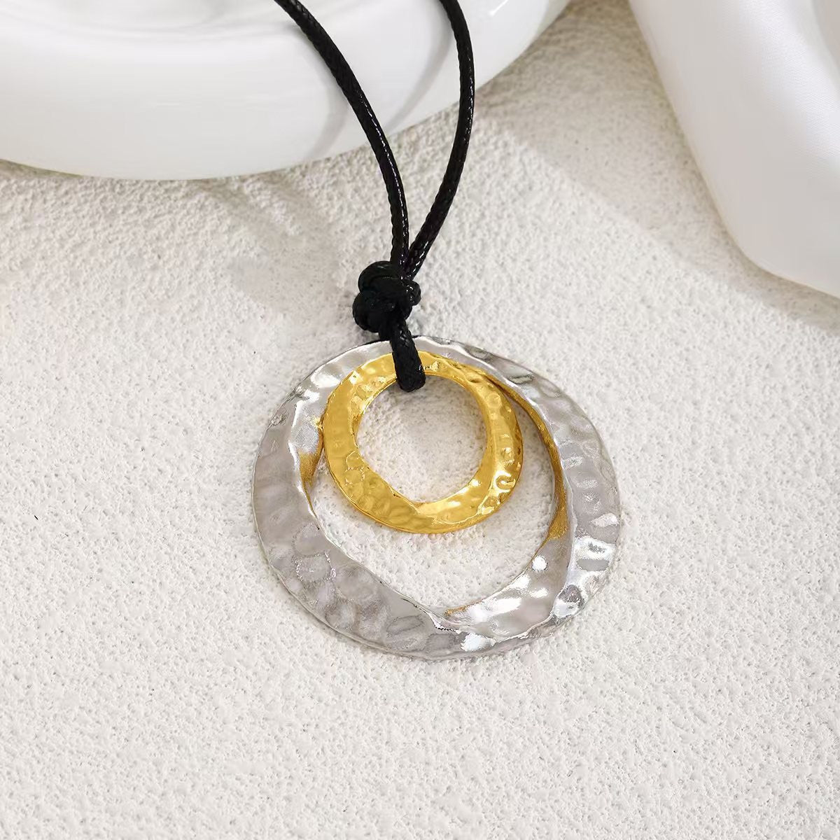Womens Oval Jewelry Light-luxury Niche Accessories With Electroplating