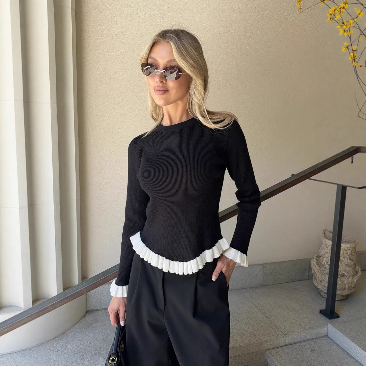 Pullover Stretch-knit Long-sleeve Sweater