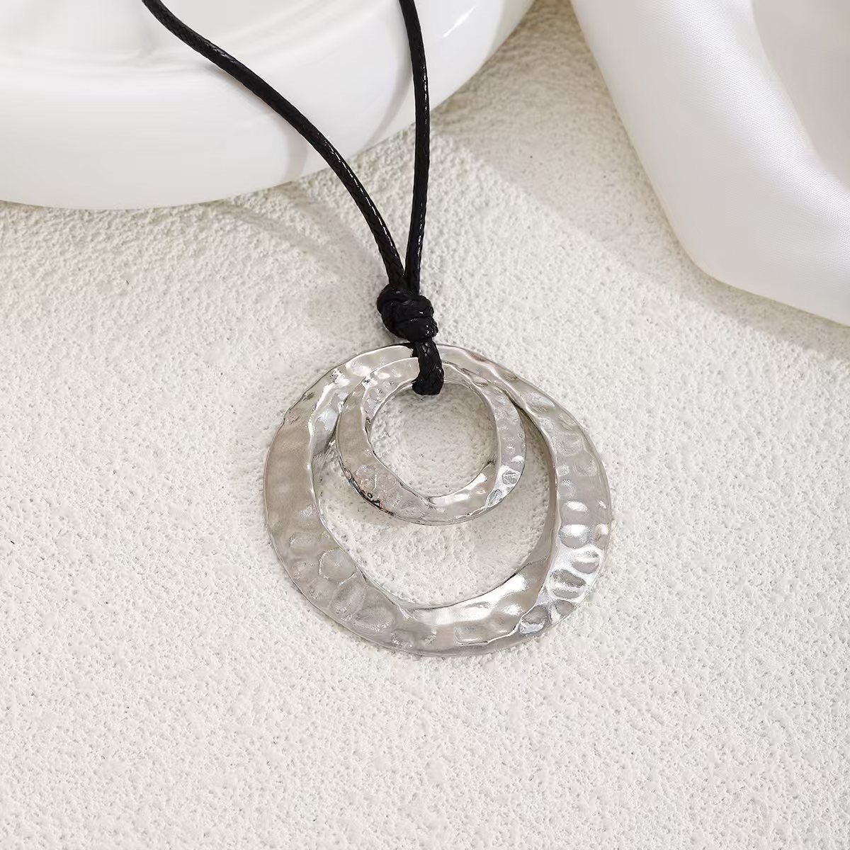 Womens Oval Jewelry Light-luxury Niche Accessories With Electroplating