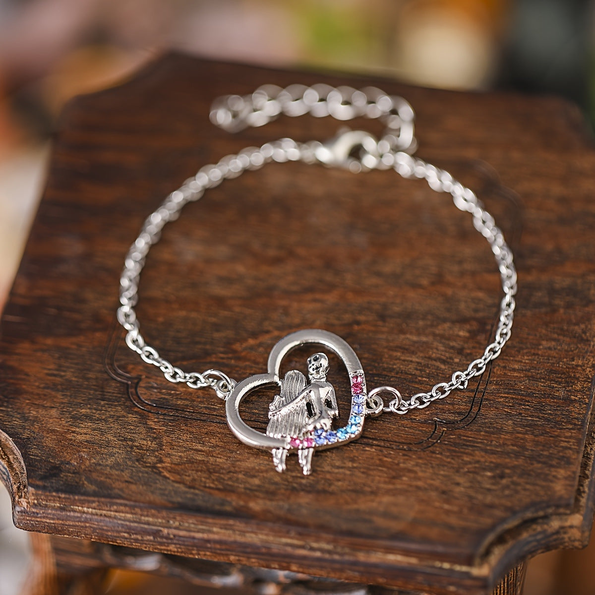 Love-themed Couples Embrace Bracelet