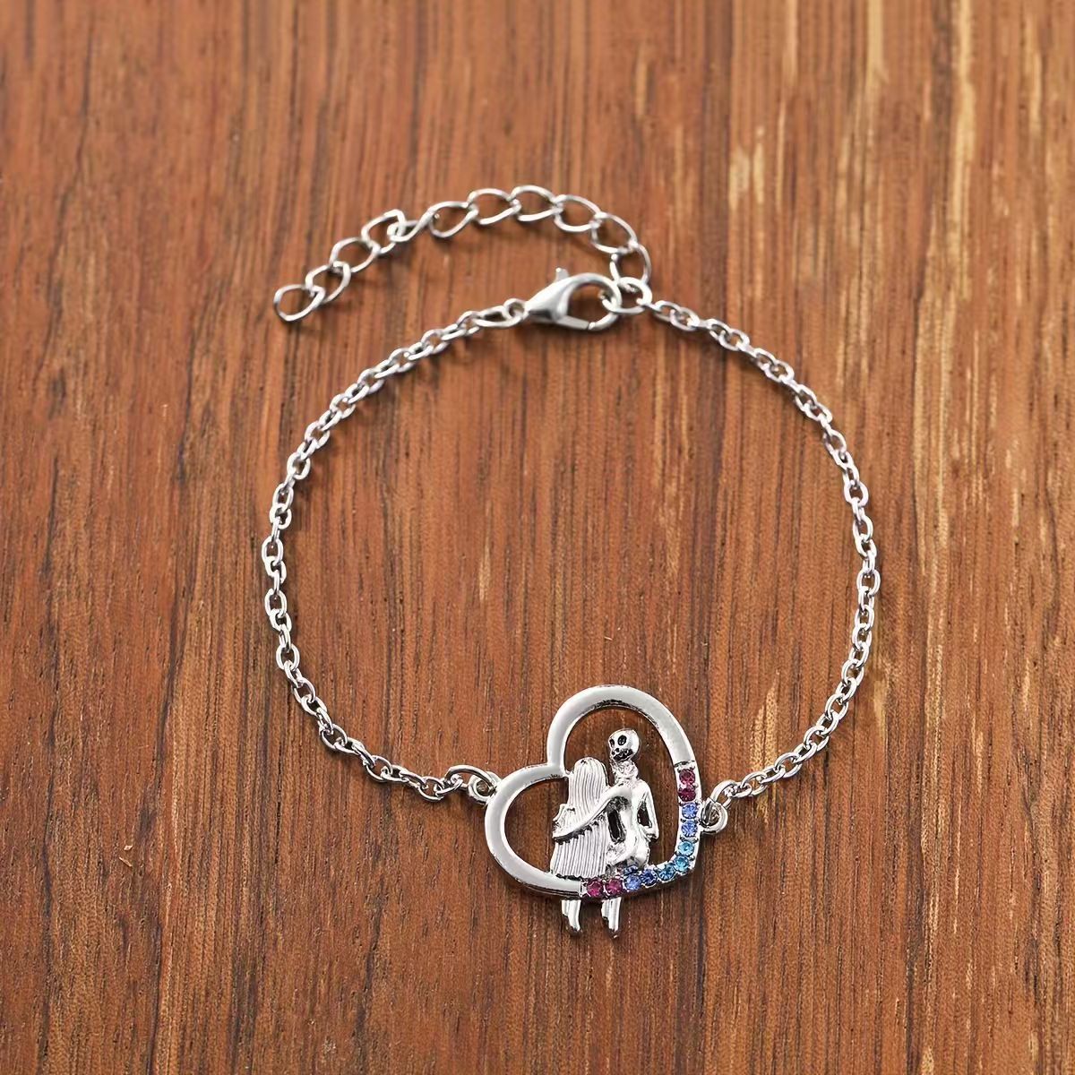 Love-themed Couples Embrace Bracelet