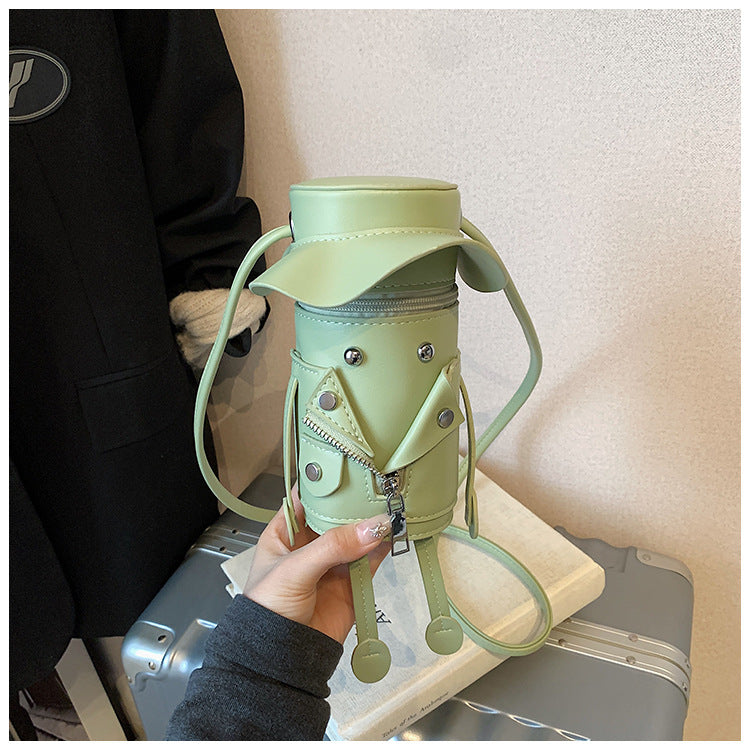 A Niche Crossbody Phone Bag Designed Specifically For Girls