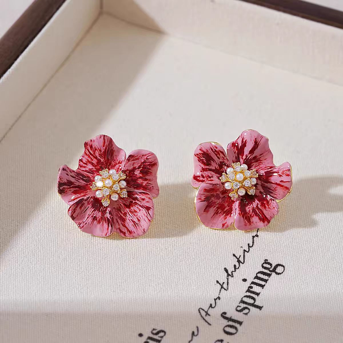 French-textured Floral Gradient Stud Earrings With A Premium Sophisticated Vibe