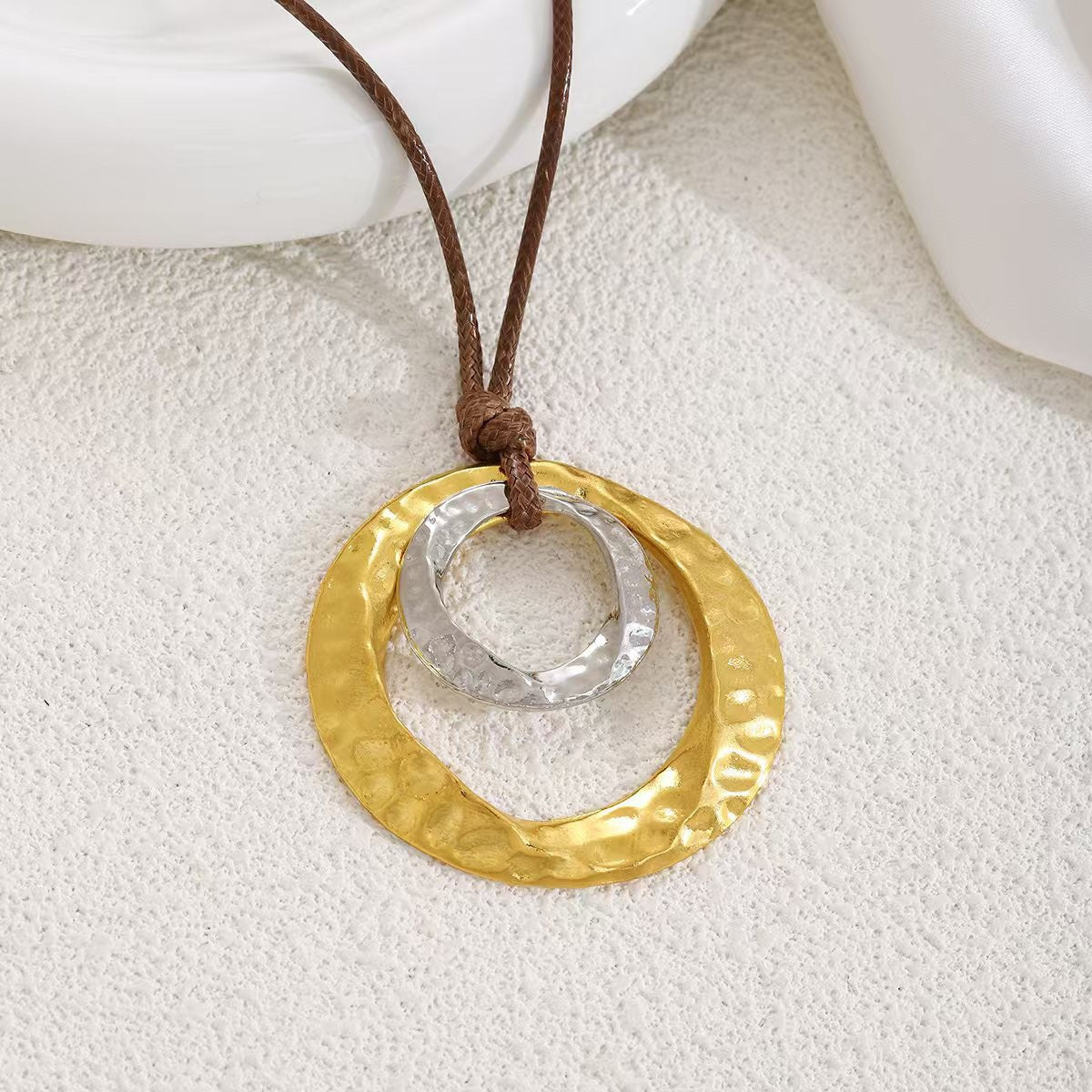 Womens Oval Jewelry Light-luxury Niche Accessories With Electroplating
