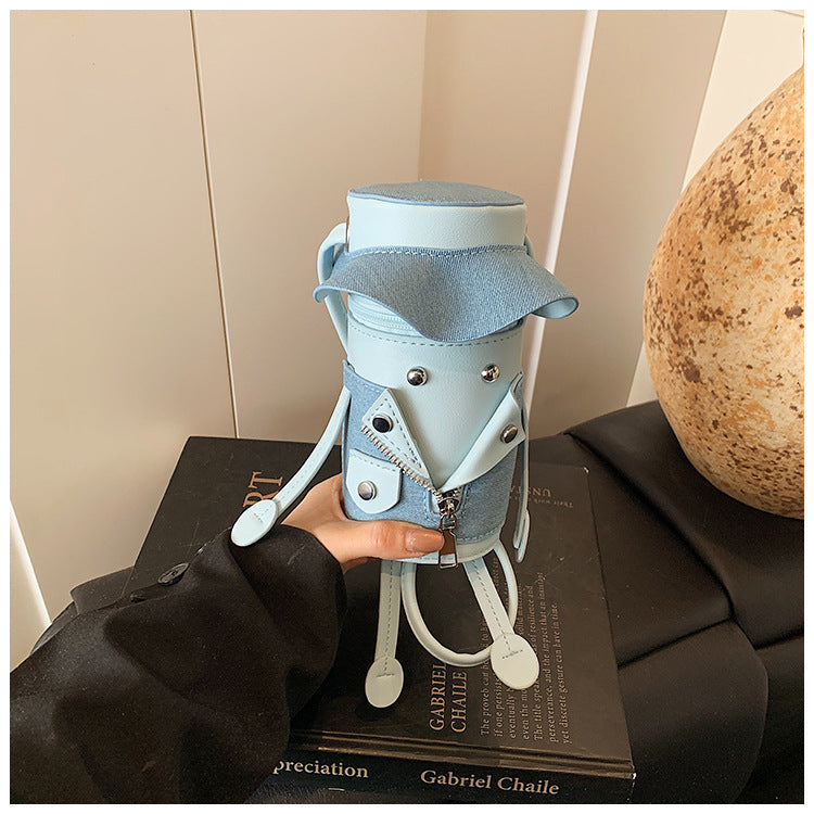 A Niche Crossbody Phone Bag Designed Specifically For Girls